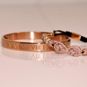 Rose gold infinity and roman bracelet